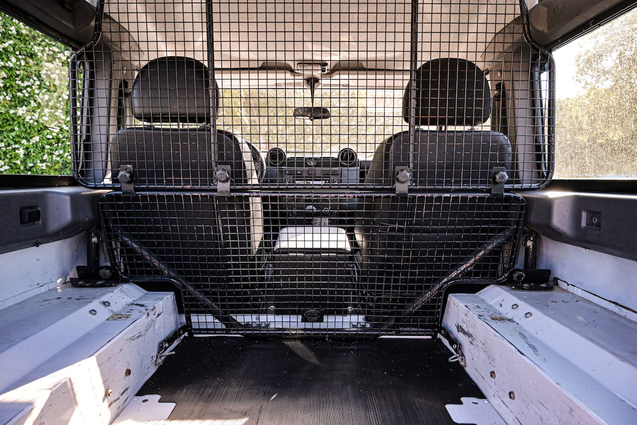 
								LAND ROVER Defender 90 2.2 TD4 Station Wagon SE N1 full									